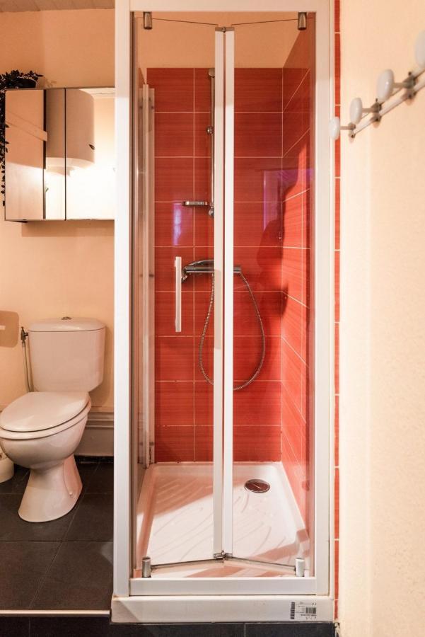 Agreable Studio En Plein Coeur De Quimper Apartment Exterior photo